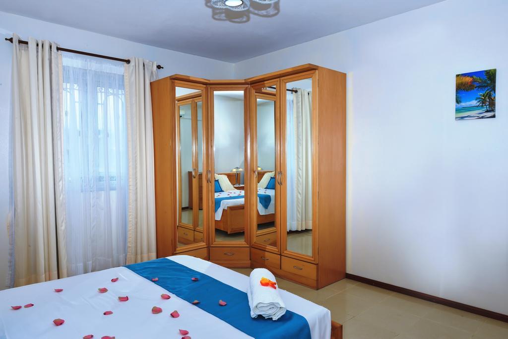 Sunset Villa Flic en Flac Экстерьер фото
