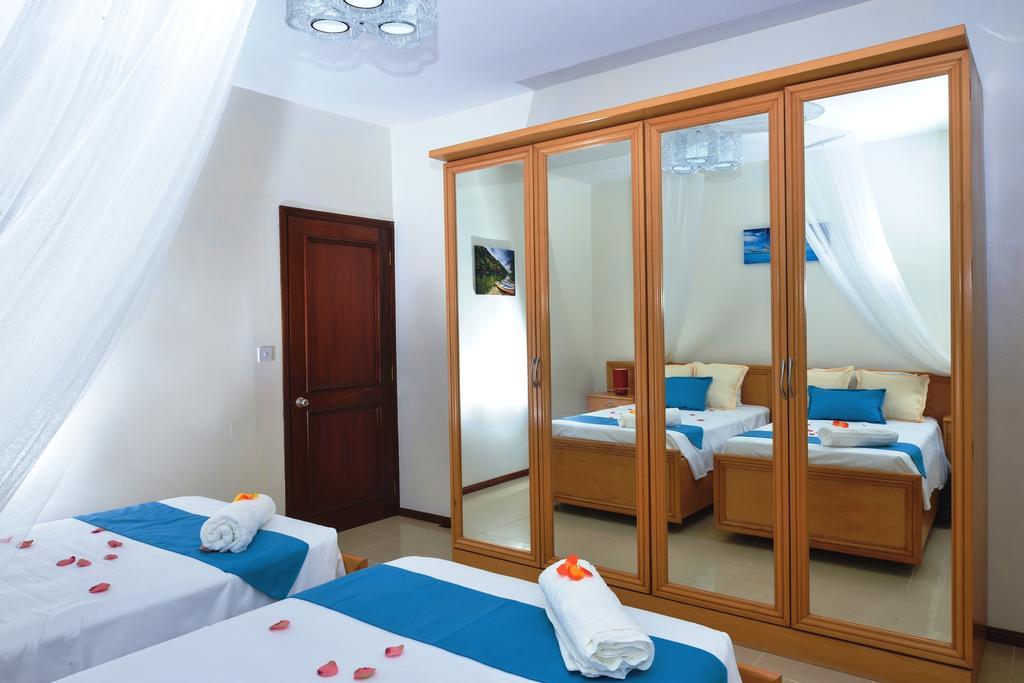 Sunset Villa Flic en Flac Экстерьер фото